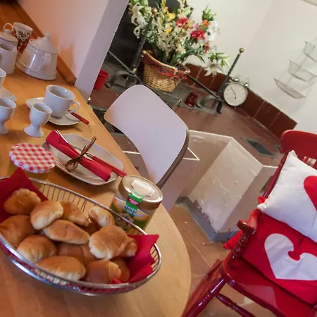 Podere Piazza Casa Dell'arcivescovo Semesterbostad *