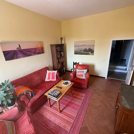 Podere Piazza Casa Dell'arcivescovo Semesterbostad *