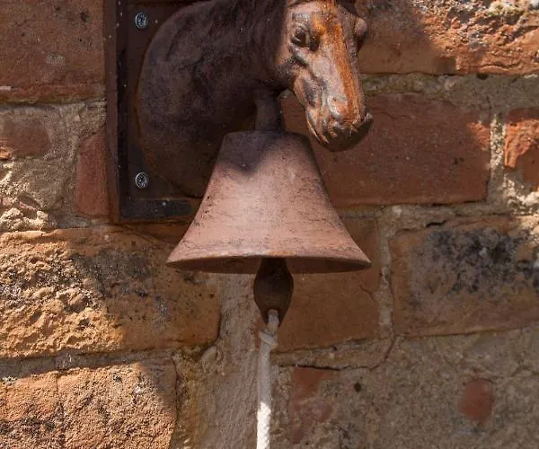 Holiday home Podere Piazza Casa Dell'arcivescovo *